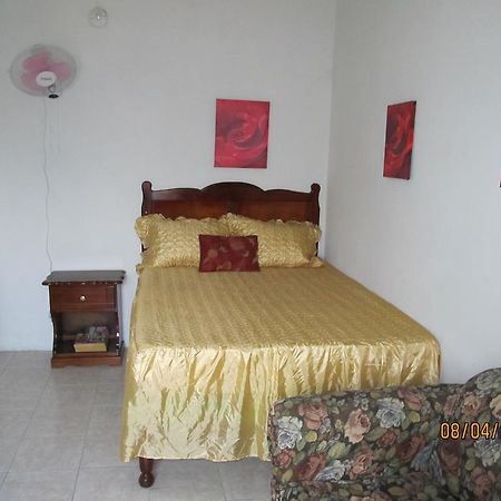 Barefoot Guest House Belfast Esterno foto